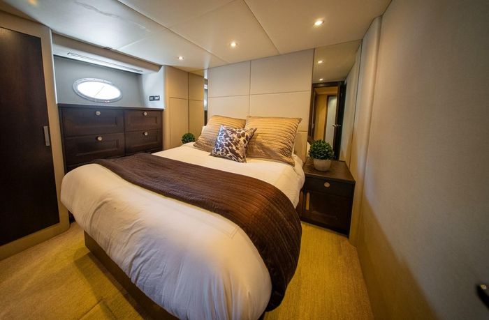 1992 Crescent Yachts Tri-Deck Photo 59 of 110
