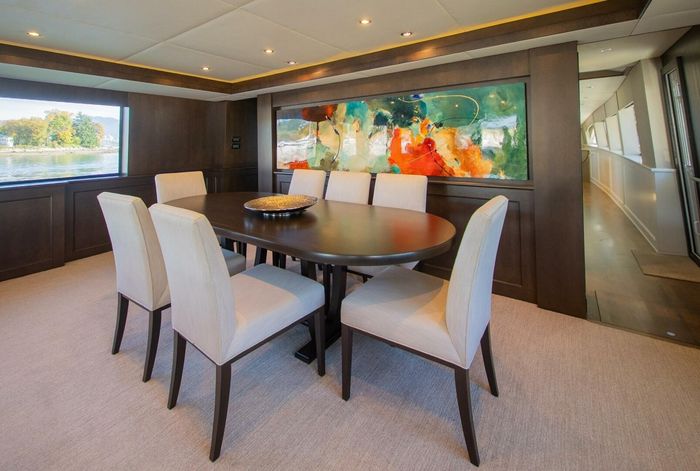 1992 Crescent Yachts Tri-Deck Photo 22 of 110