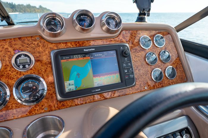 2013 Formula 310 Sun Sport Photo 15 of 34