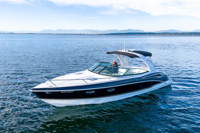 2013 Formula 310 Sun Sport Photo 3 of 34