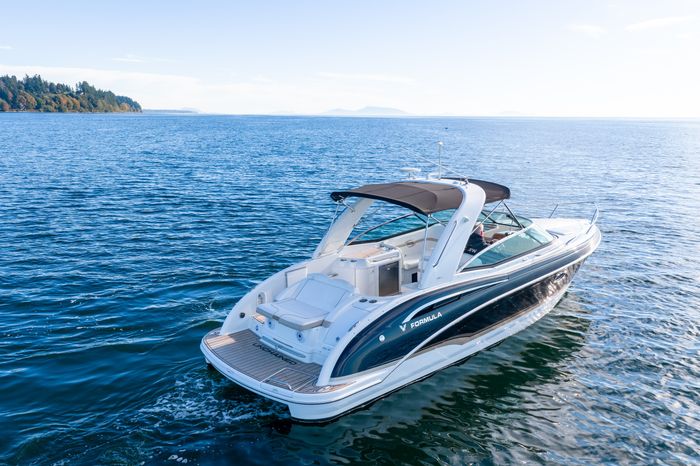 2013 Formula 310 Sun Sport Photo 30 of 34