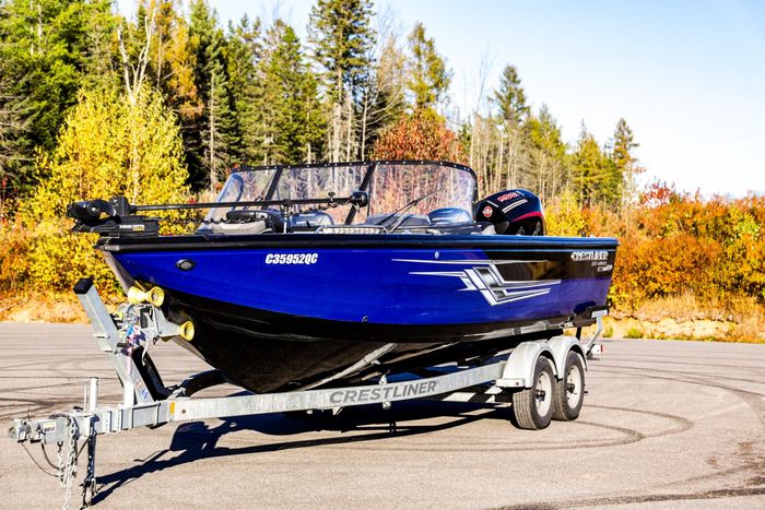 2024 Crestliner 2250 Authority Platinium Edition Photo 2 of 28