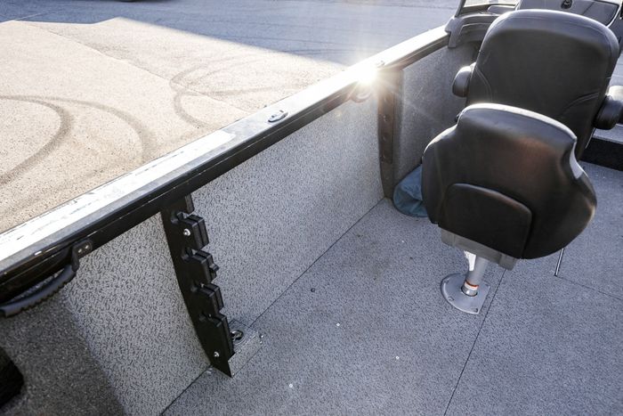 2024 Crestliner 2250 Authority Platinium Edition Photo 10 of 28