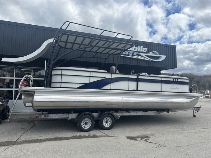 2023 Bennington 25 SXSRTD Top Deck Waterslide 175HP Yamaha VMAX SH Photo 2 of 54