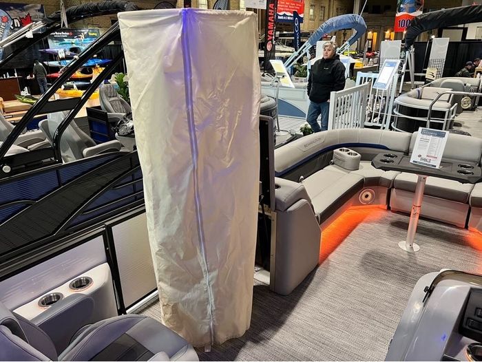 2023 Bennington 25 SXSRTD Top Deck Waterslide 175HP Yamaha VMAX SH Photo 43 of 54