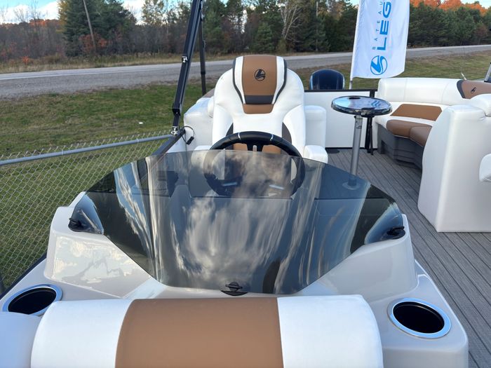 2024 Legend E-Series 23 Lounge Photo 10 sur 38