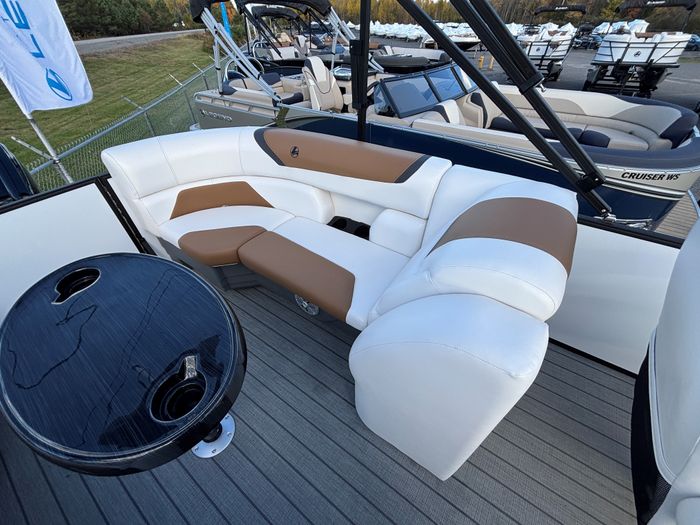 2024 Legend E-Series 23 Lounge Photo 31 sur 38