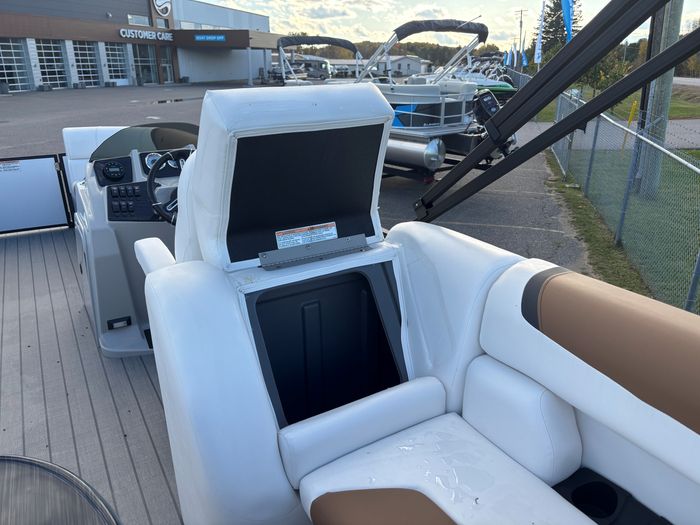2024 Legend E-Series 23 Lounge Photo 33 sur 38