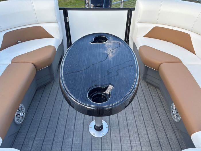 2024 Legend E-Series 23 Lounge Photo 37 sur 38