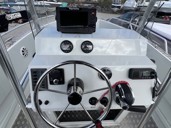 2021 Stanley 20 Sport Photo 6 of 11