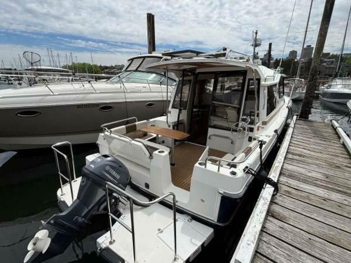 Ranger Tugs R29 2016 Used Boat for Sale in Vancouver, British Columbia ...