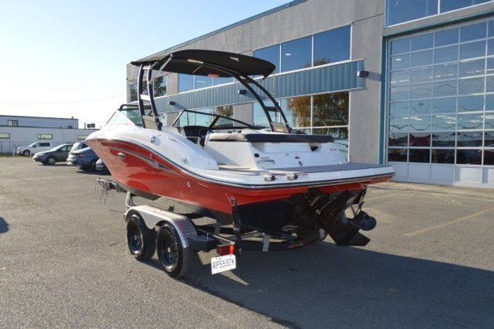 2022 Sea Ray SPX190 4.5L MPI A1 200CV Photo 13 of 14