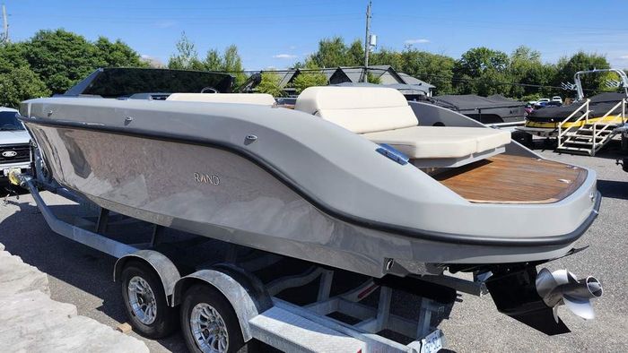 2022 Rand 25 Spirit Photo 4 of 18