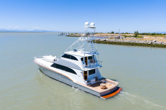 1998 Donzi R73 Photo 1 of 107