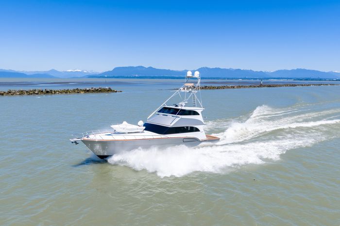 1998 Donzi R73 Photo 11 of 107