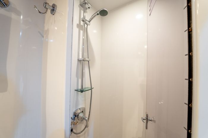 1998 Donzi R73 Photo 73 of 107