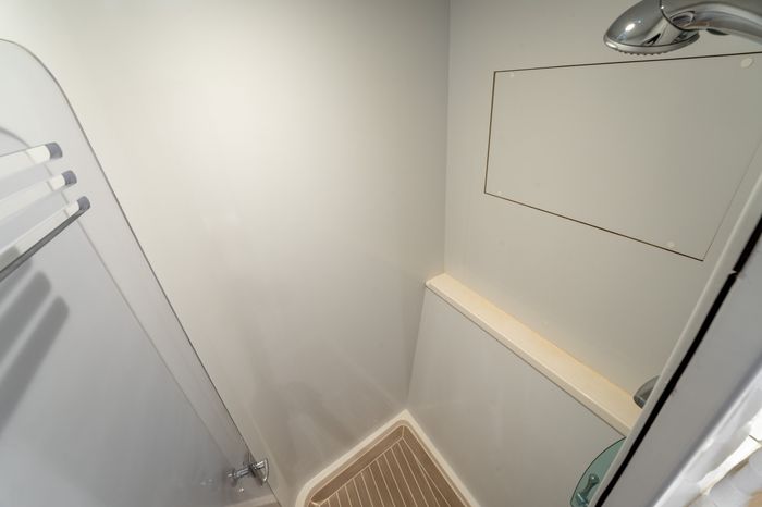 1998 Donzi R73 Photo 84 of 107