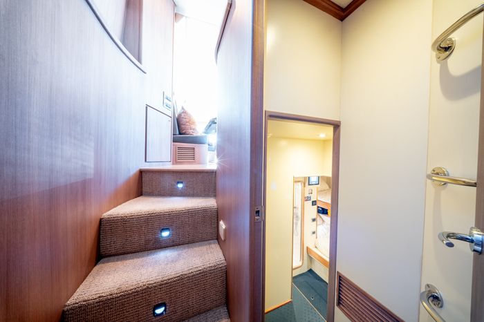 1998 Donzi R73 Photo 93 of 107