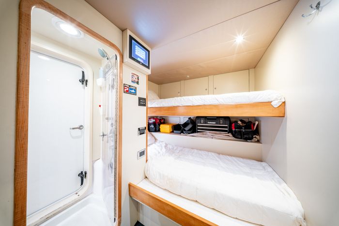 1998 Donzi R73 Photo 95 of 107