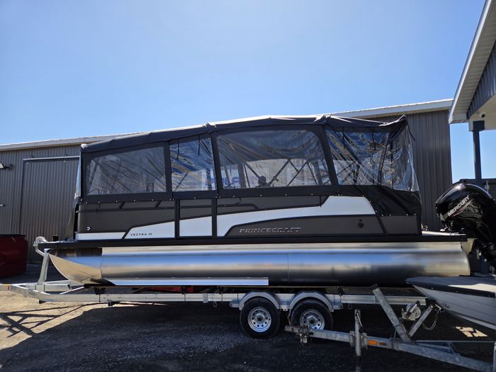 2026 Princecraft VECTRA 23RL TRITOON W/ 150HP MERCURY Photo 2 of 15