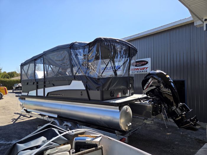 2026 Princecraft VECTRA 23RL TRITOON W/ 150HP MERCURY Photo 3 of 15