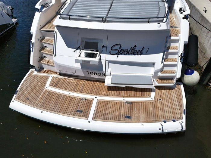 2020 Sunseeker 74 Sport Yacht Photo 3 of 91