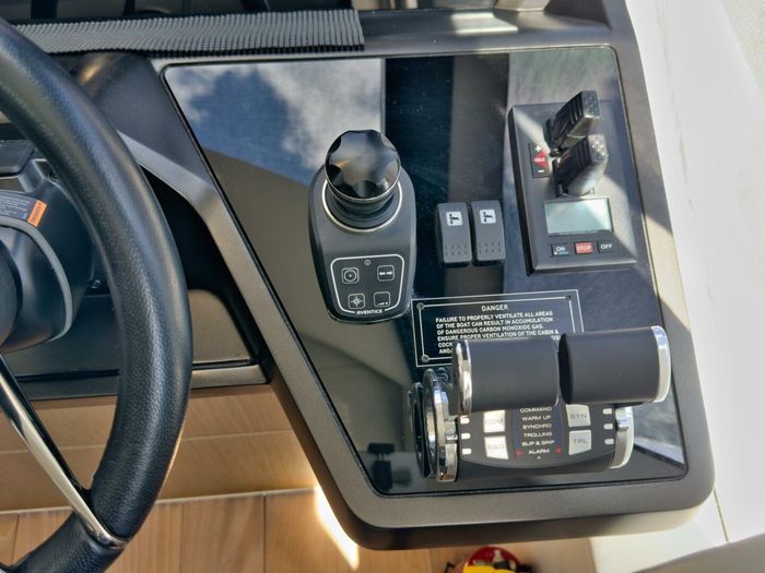 2020 Sunseeker 74 Sport Yacht Photo 38 of 91