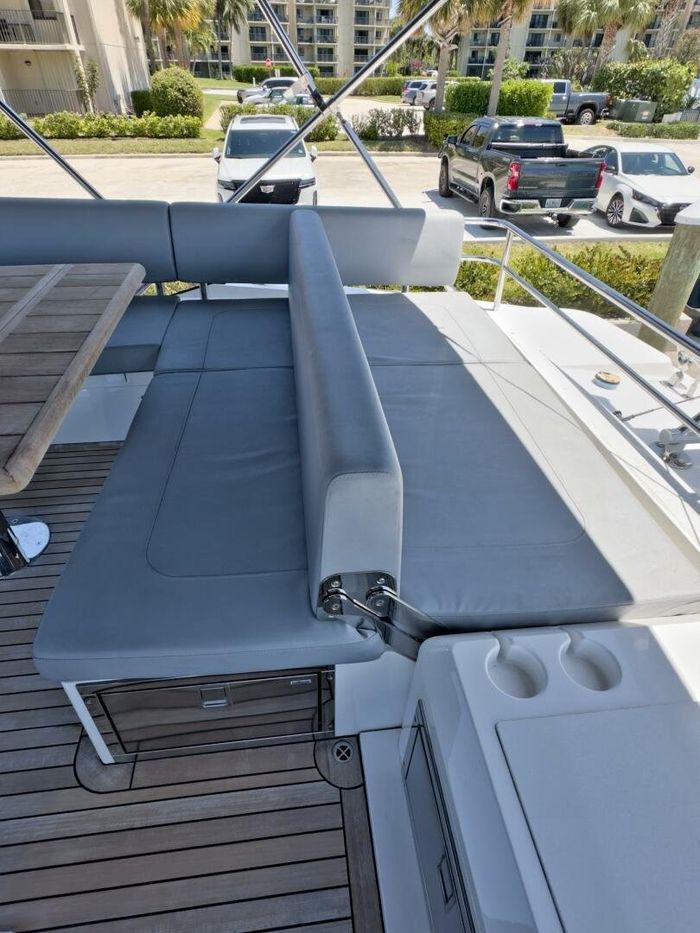 2020 Sunseeker 74 Sport Yacht Photo 20 of 91
