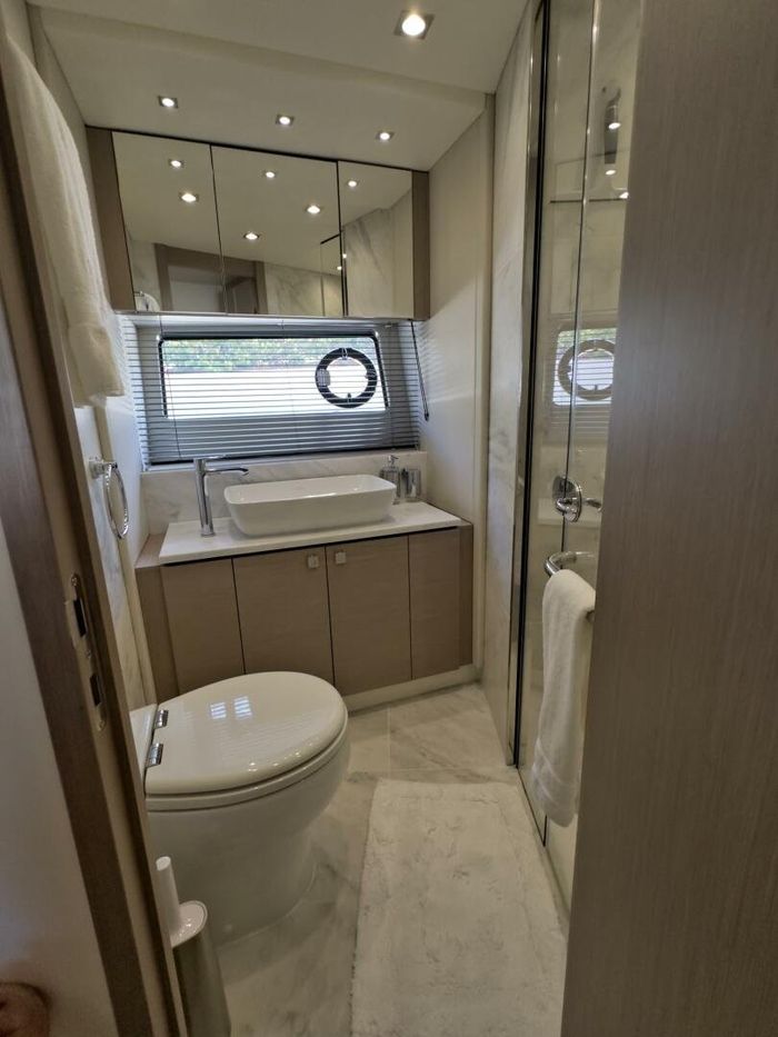 2020 Sunseeker 74 Sport Yacht Photo 60 of 91