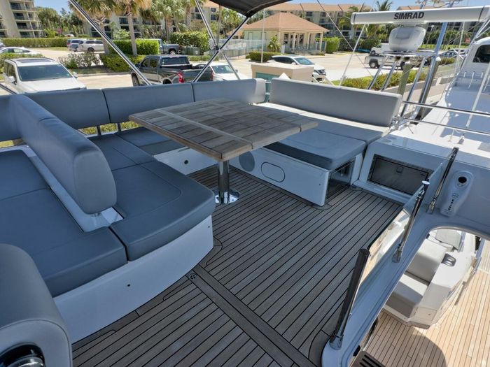 2020 Sunseeker 74 Sport Yacht Photo 17 of 91