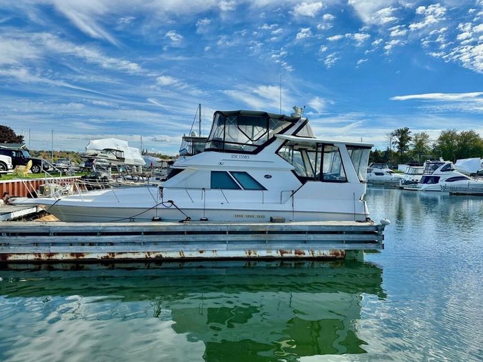1989 Sea Ray 380 Aft Cabin Photo 4 of 52
