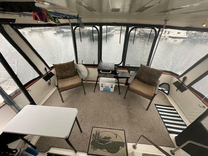 1989 Sea Ray 380 Aft Cabin Photo 17 of 52