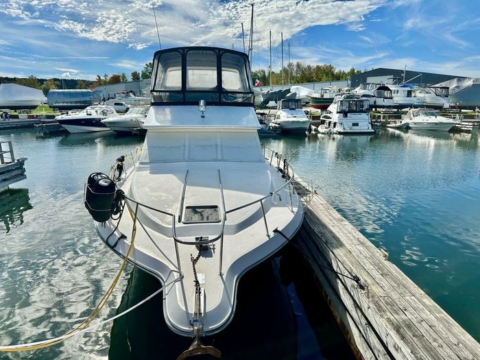 1989 Sea Ray 380 Aft Cabin Photo 7 of 52
