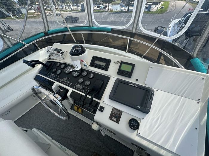 1994 Silverton 34 AC Photo 20 sur 36