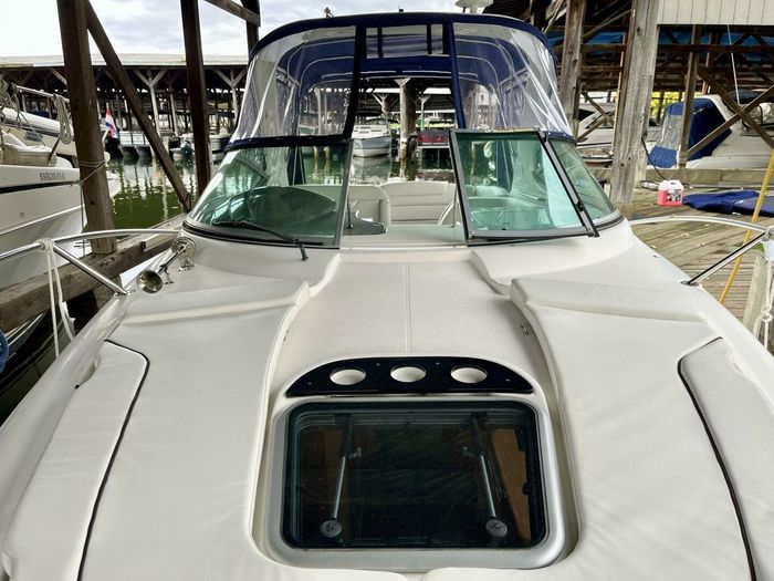 2014 Rinker 290 Express Cruiser Photo 20 of 38
