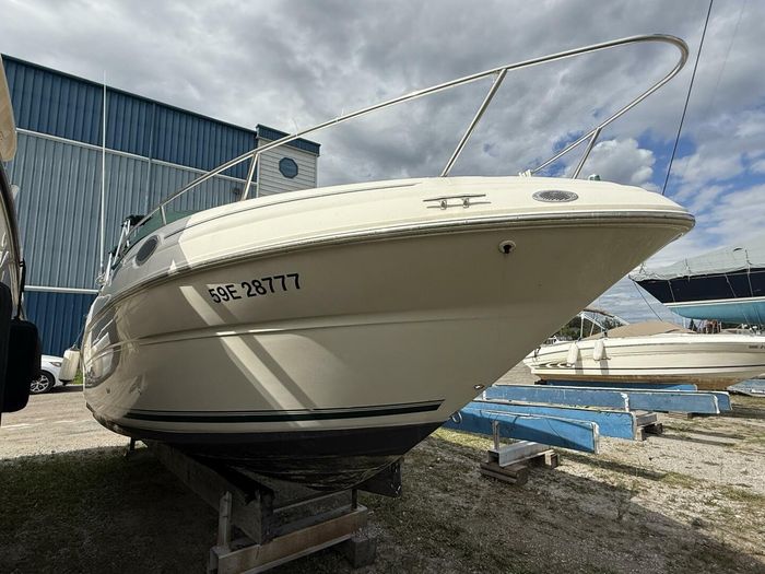 2000 Sea Ray 240 Sundancer Photo 10 of 39