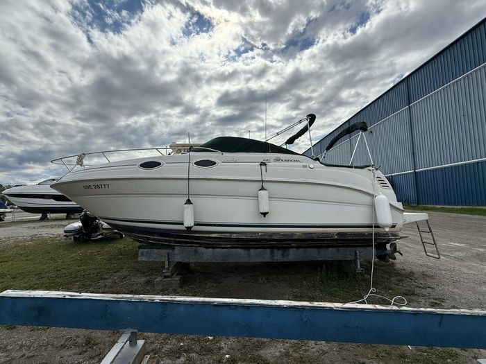 2000 Sea Ray 240 Sundancer Photo 7 of 39
