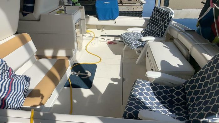 1988 Tiara 3300 Open Photo 12 sur 30