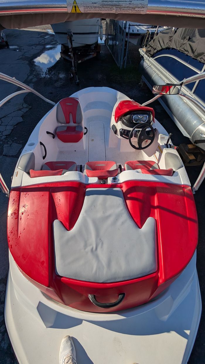 2009 Sea-Doo Speedster 15 Photo 4 of 5