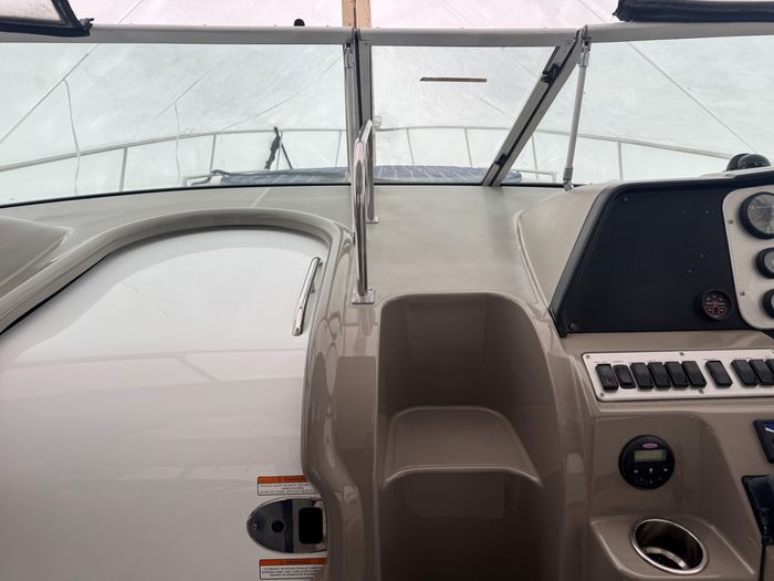 2008 Cruisers Yachts 360 Express Photo 19 of 22