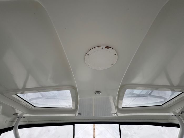 2008 Cruisers Yachts 360 Express Photo 22 of 22