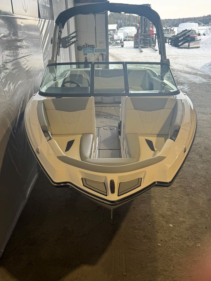 2026 MasterCraft NXT23 Photo 4 sur 13