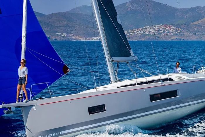 2025 Beneteau Oceanis 46.1 Photo 1 of 7