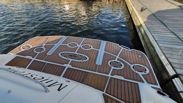 2007 Sea Ray 480 Sundancer MC Photo 5 of 41