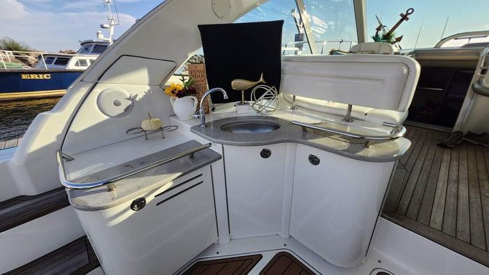 2007 Sea Ray 480 Sundancer MC Photo 15 of 41