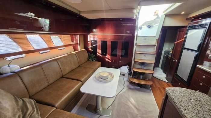 2007 Sea Ray 480 Sundancer MC Photo 24 of 41