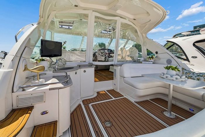 2007 Sea Ray 480 Sundancer MC Photo 25 of 63