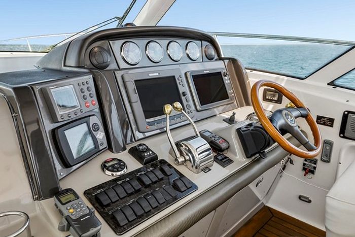 2007 Sea Ray 480 Sundancer MC Photo 18 of 63