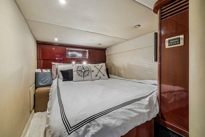 2007 Sea Ray 480 Sundancer MC Photo 56 of 63