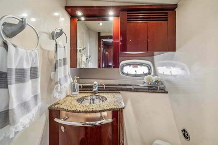 2007 Sea Ray 480 Sundancer MC Photo 58 of 63